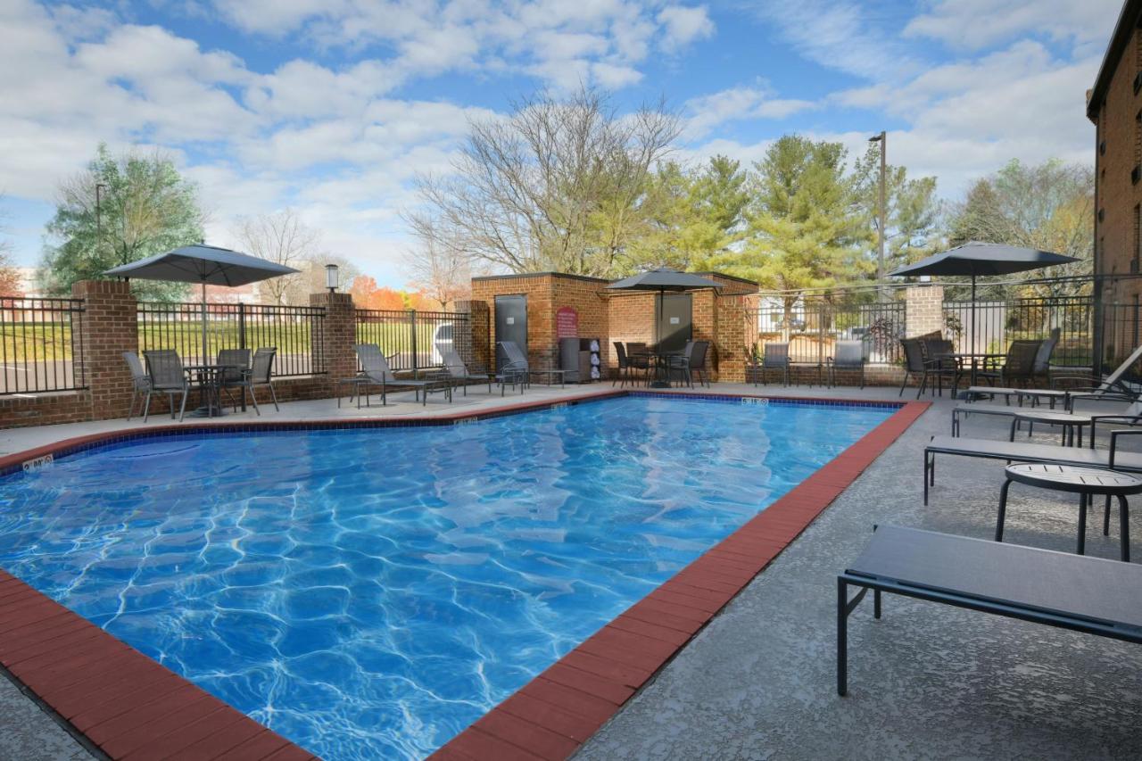 Fairfield Inn & Suites By Marriott Pottstown Limerick Exterior foto